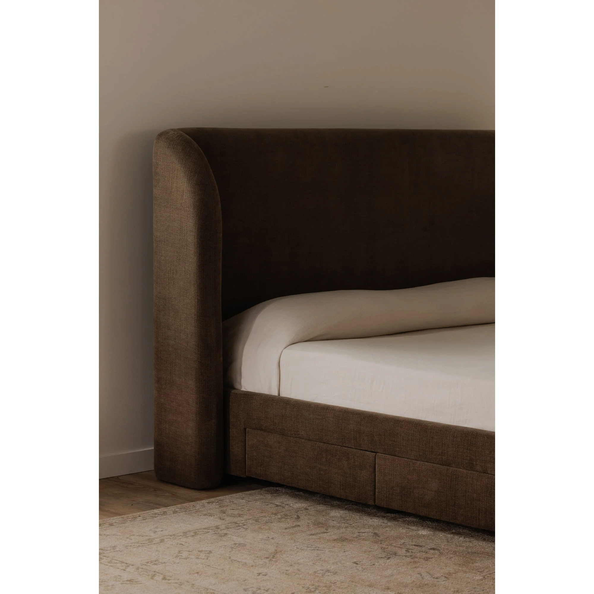 Moe's Home Collection Sophia Brown King Bed - Image 14